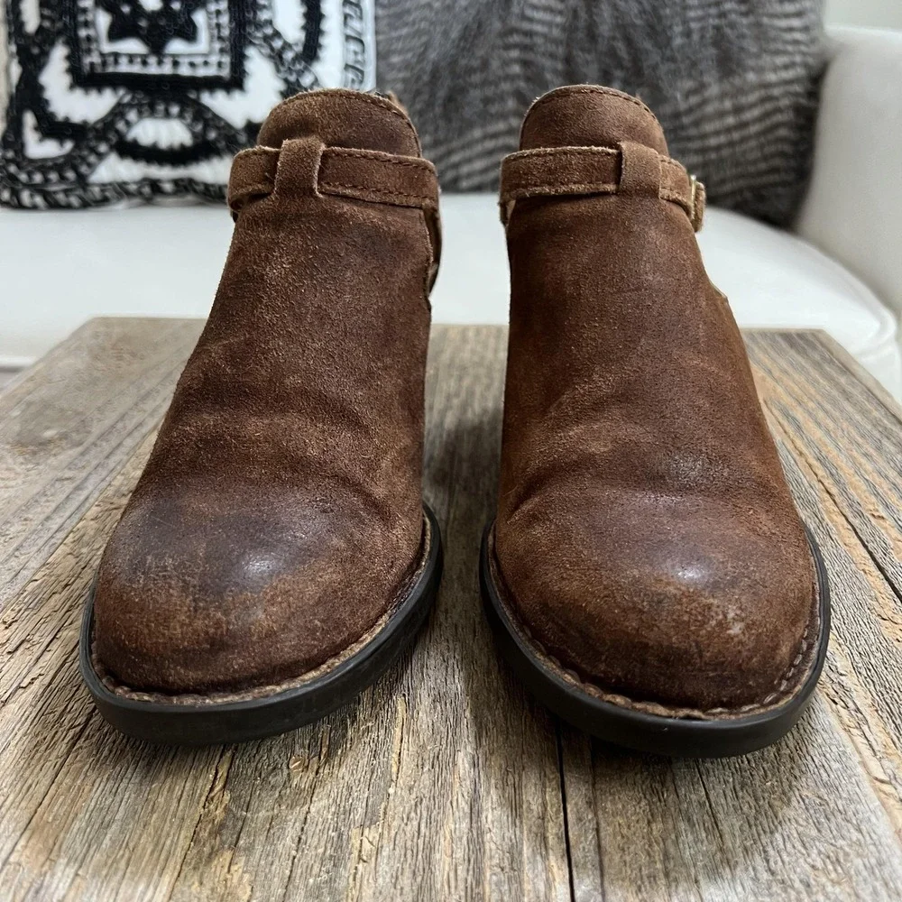 Born Ankle Booties Mendocino 7.5 Brown Suede Leather Western Boho Distressed